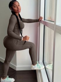 2pcs Solid Color Yoga Workout Set, Long Sleeve Round Neck Top & High Stretch Running Sports Leggings Suit, Women's Activewear (Color: Deep brown, size: M)